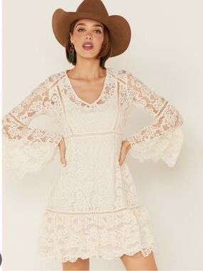 NWOT Scully Boot Barn Cream Lace Long Sleeve Boho Mini Dress Size Medium